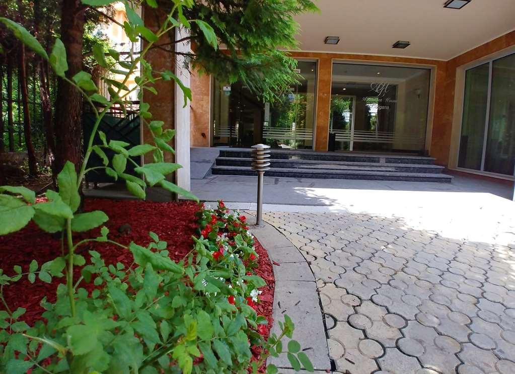 Aparthouse Borovo *
